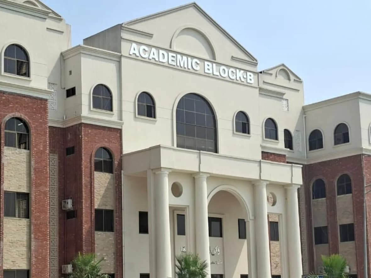 BS Psychology — Campus