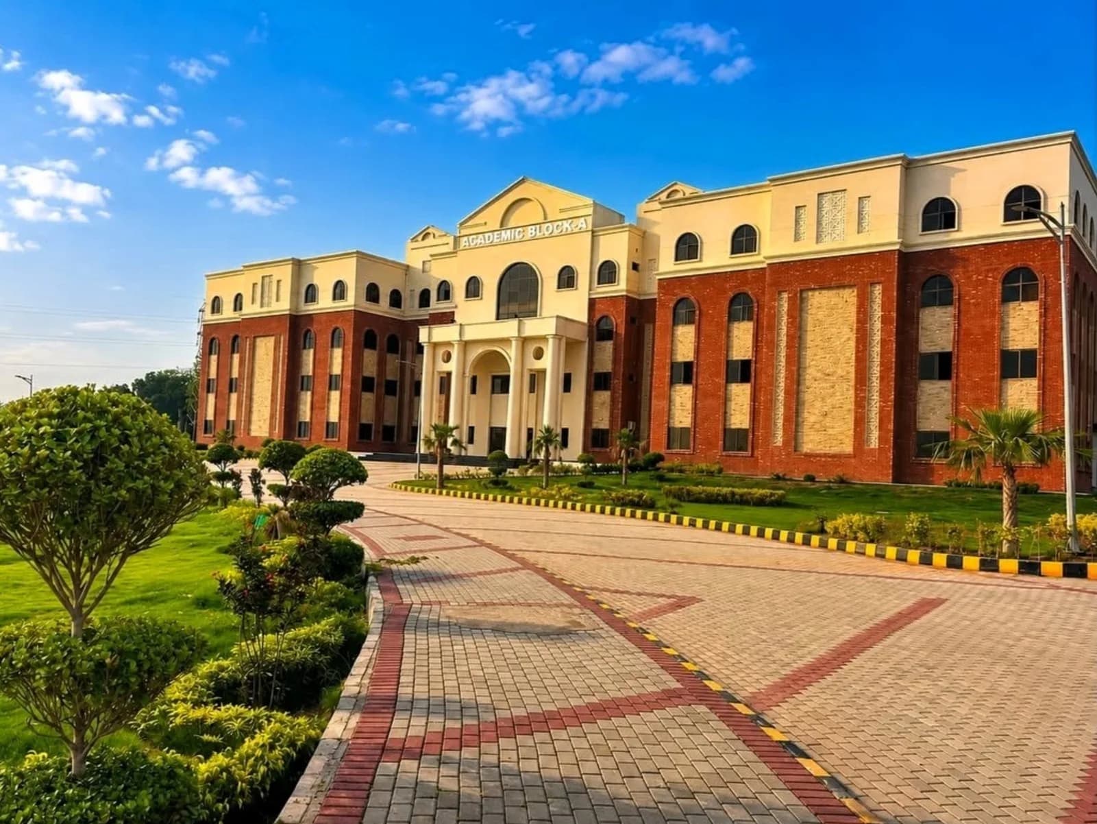 BS in Public Policy and Governance — 4 Years — Campus